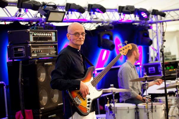 Juuso Nordlund / Anssi Tikanmäen orkesteri.